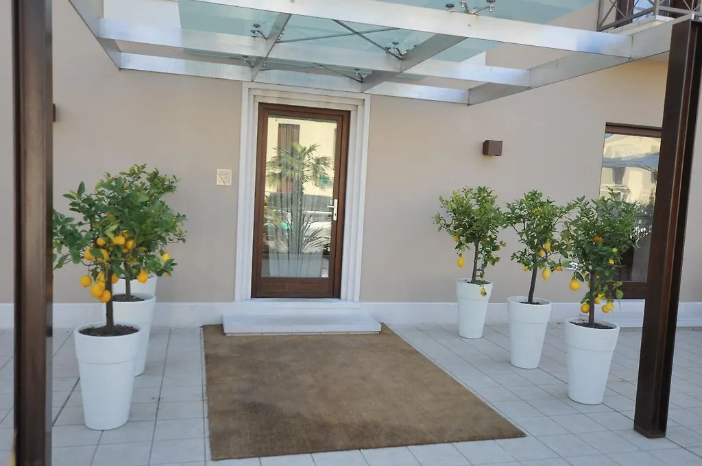 Hotel Dori Peschiera del Garda