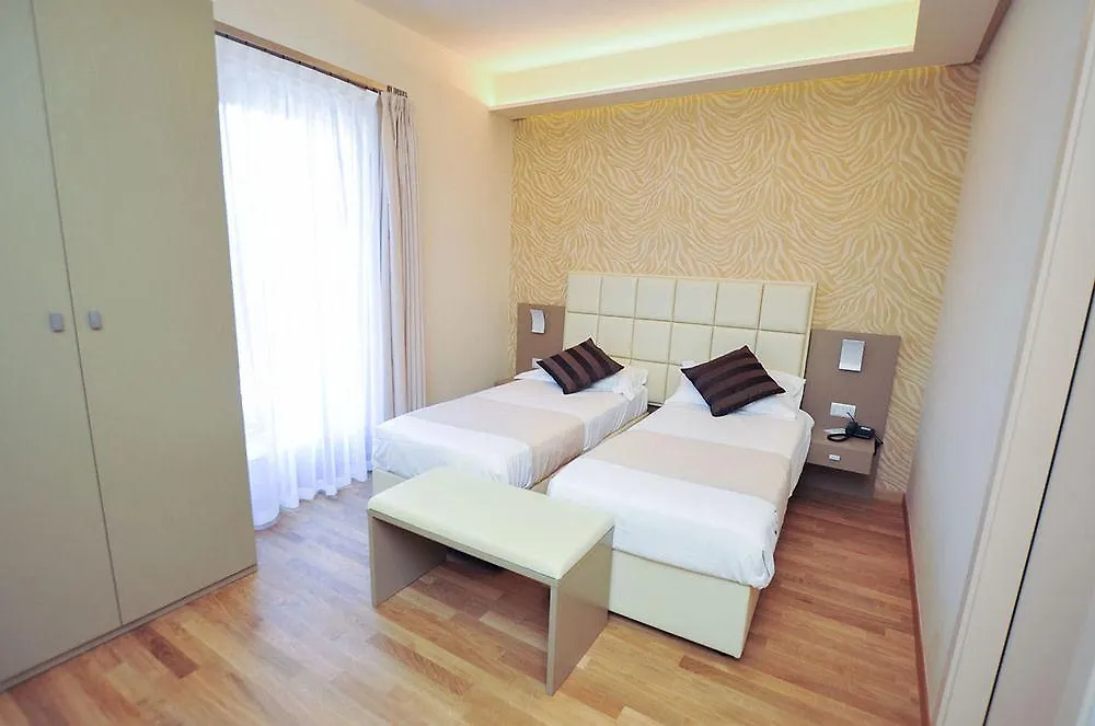 Hotel Dori Peschiera del Garda